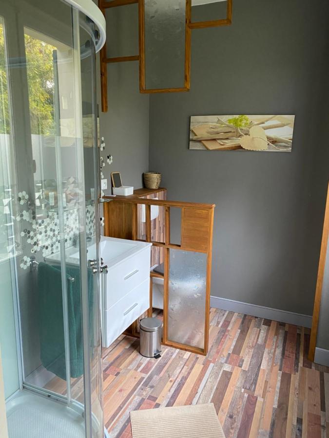 Les Genebruyeres - L'Histoire D'Un Reve Bed & Breakfast Aubigny-sur-Nère Exterior foto